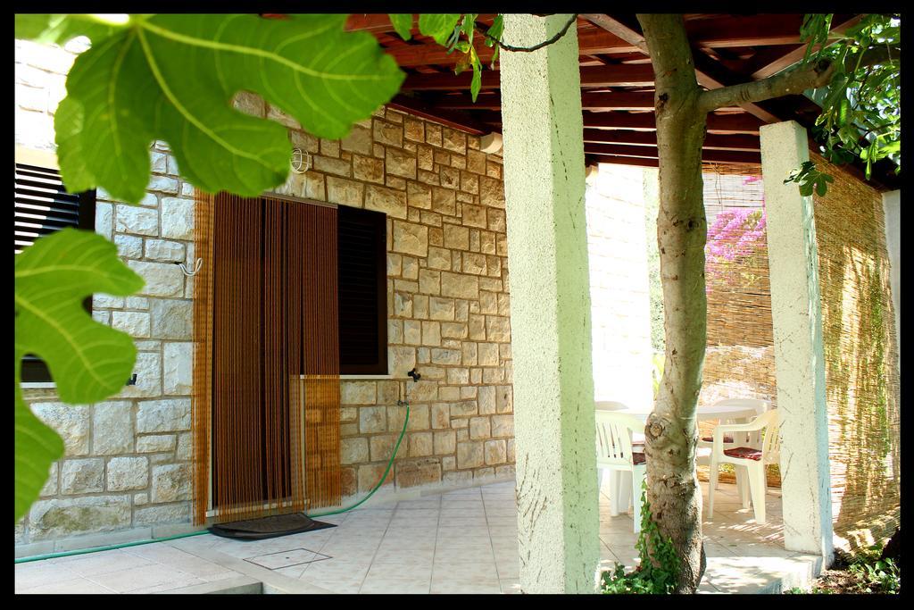 Apartments Boljat Supetar Chambre photo
