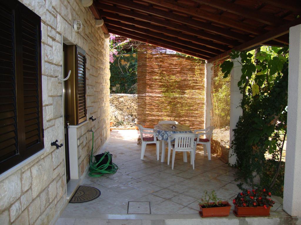 Apartments Boljat Supetar Chambre photo