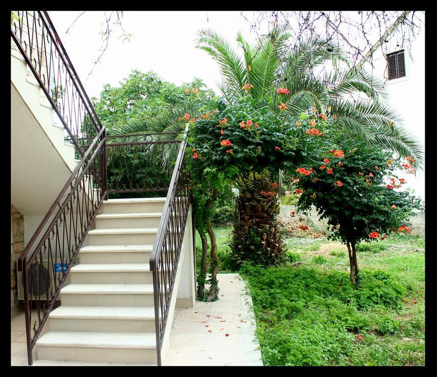 Apartments Boljat Supetar Extérieur photo